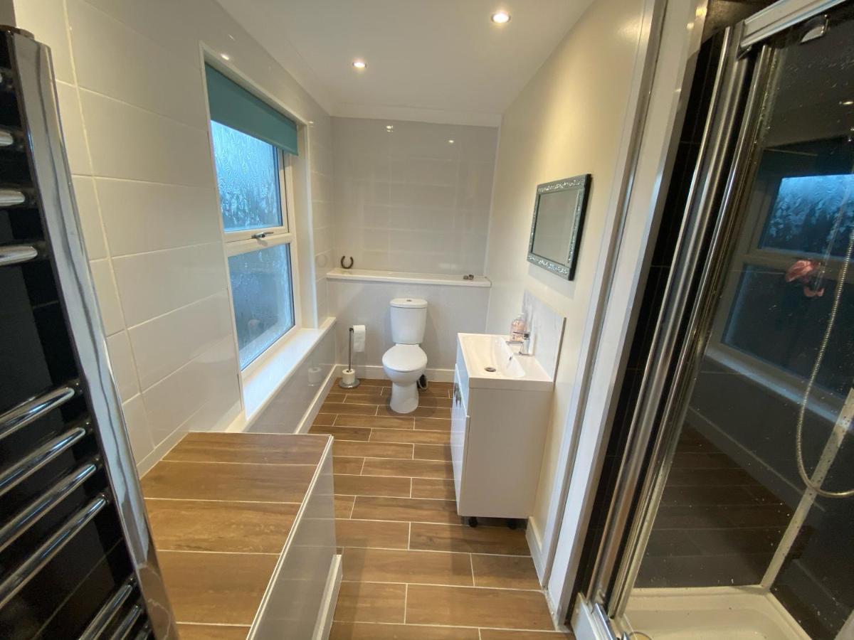 Noddfa Farm Guest House Haverfordwest Bagian luar foto