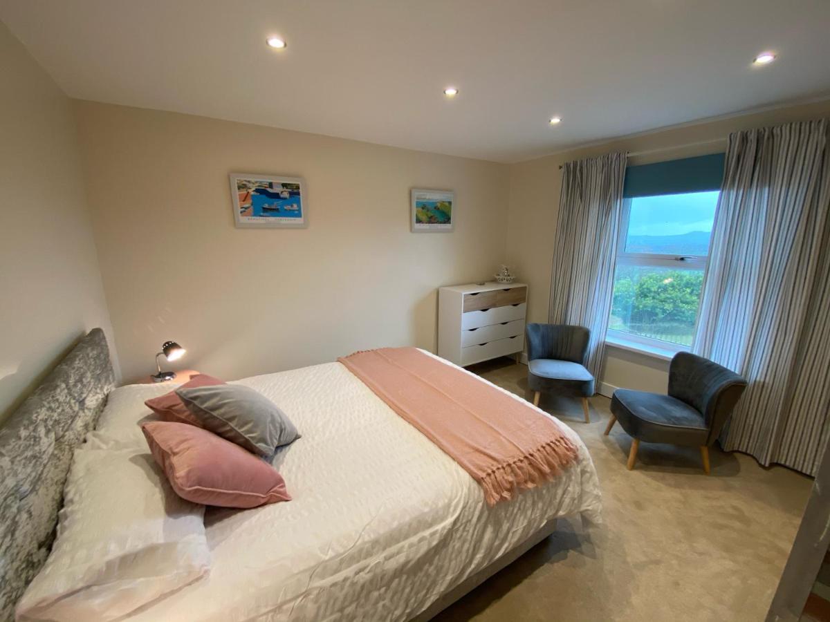 Noddfa Farm Guest House Haverfordwest Bagian luar foto