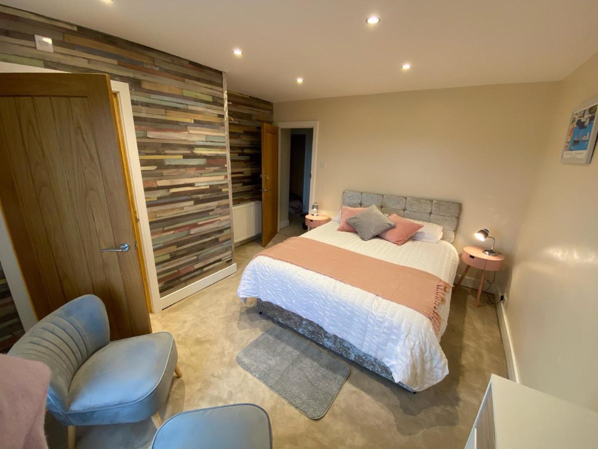 Noddfa Farm Guest House Haverfordwest Bagian luar foto